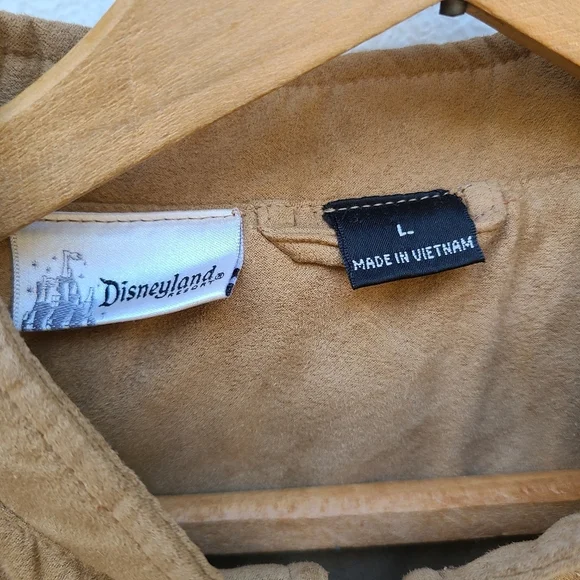 Disney's Wilderness Lodge Disneyland Tan Quilted Lined Jacket sz L - Picture 7 of 7